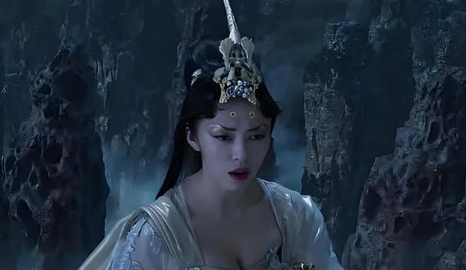 姚晨陪儿子过六一，却被网友质疑是穷养儿子，幽默回复尽显高情商（组图） - 13