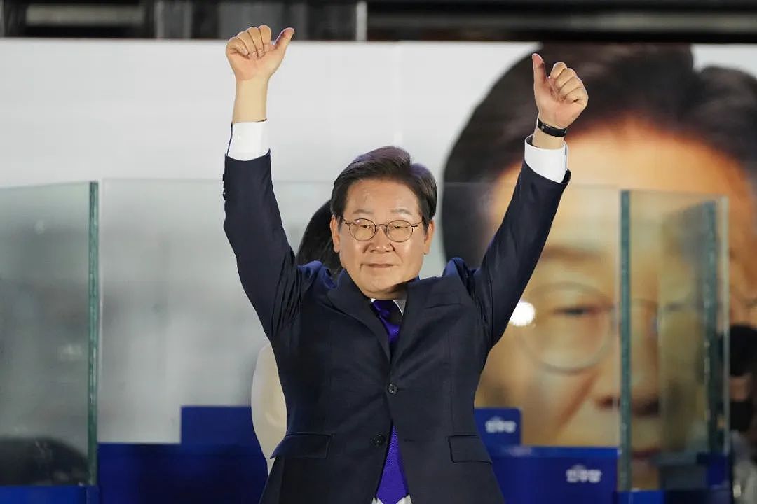 李在明出任韩国总统!他称要同朝鲜对话,此前表态“将稳定地处理与中国关系”(组图) - 3