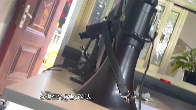 直呼被坑惨!男子旅游买两箱水果寄回家,塞了“三四斤”卫生纸?还藏着两瓶矿泉水(组图) - 20