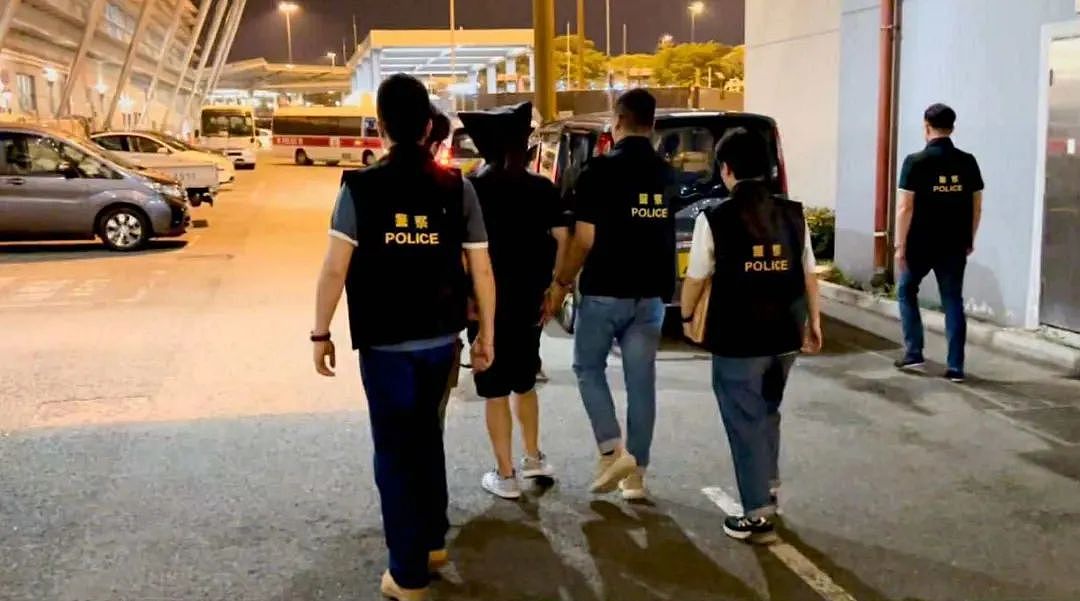 香港男子抢银行潜逃深圳,24小时内落网!(组图) - 8