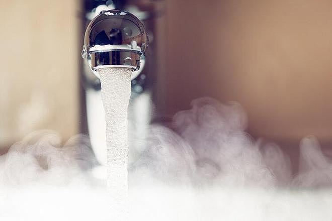 能活多久，洗澡就知？老年人洗澡后没这4种表现，说明身体还不错（组图） - 6