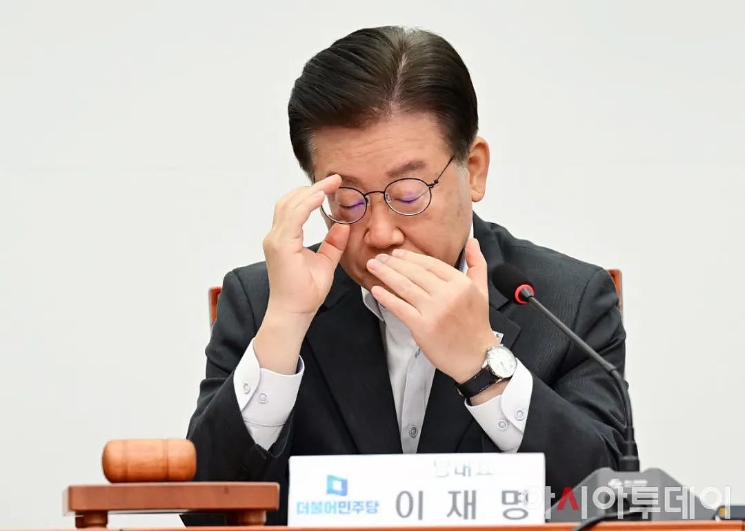 他做梦都想当韩国总统！把野心写在脸上，又一对狠人夫妻上位了……（组图） - 38