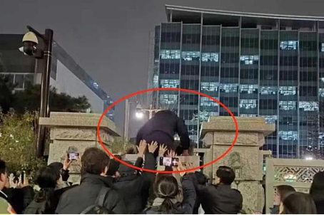 李在明当选韩国总统!曾连夜直播翻墙进国会,为击败尹锡悦(组图) - 12