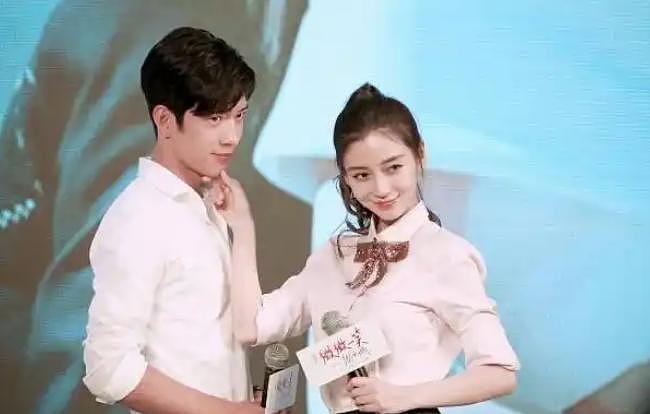 落毛凤凰不如鸡！否认靠黄晓明“红”的杨颖，离婚后“混”成这样（组图） - 13