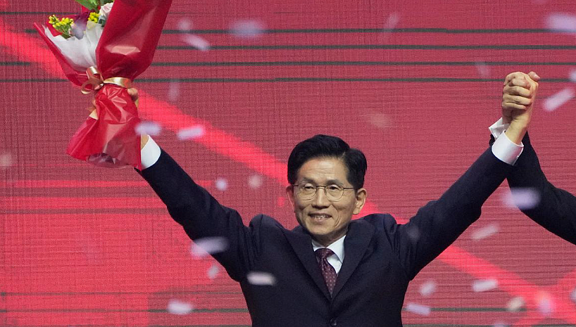 两度自杀!逆袭!狠人李在明成功上任,就职首日就炸锅了(组图) - 4
