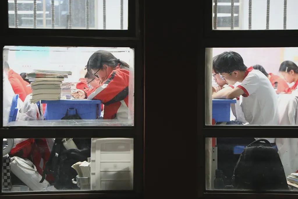 高考报名人数8年首降，标志着学历教育的“性价比时代”正式到来（组图） - 5