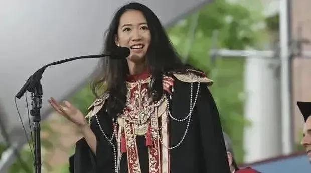 陆贴：董小姐、黄小姐、蒋小姐，你们背叛了工人阶级（组图） - 2