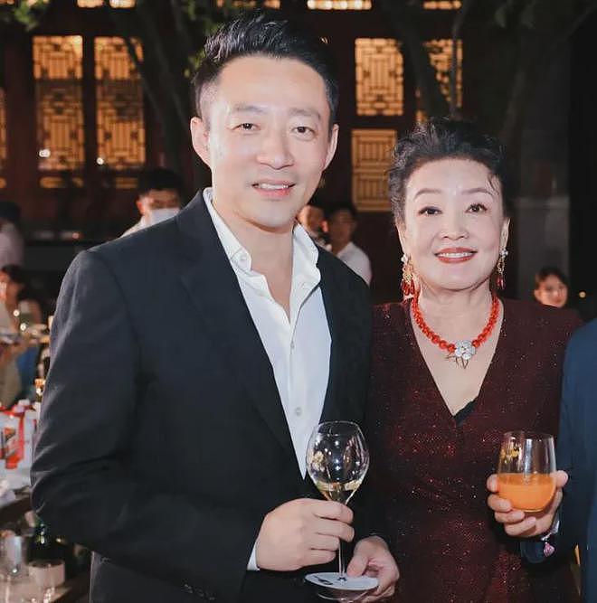 曝麻六记多家门店停业，张兰被美容院持续追债，连5万块都拖欠？（组图） - 21