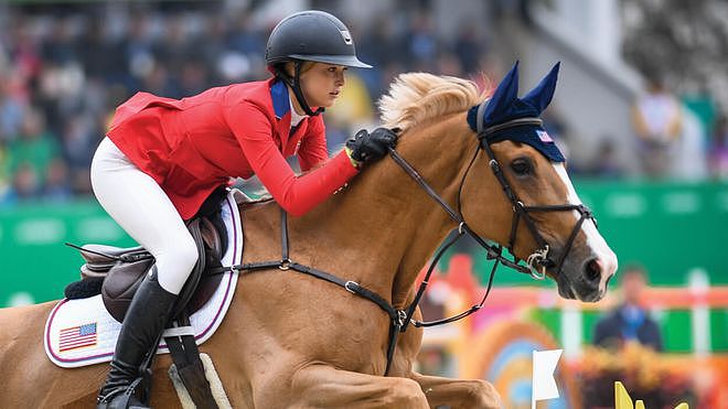 乔布斯生前最宠爱美貌小女儿大婚在即！坐拥万亿遗产读名校当模特玩票，低调秘恋奥运冠军（组图） - 8