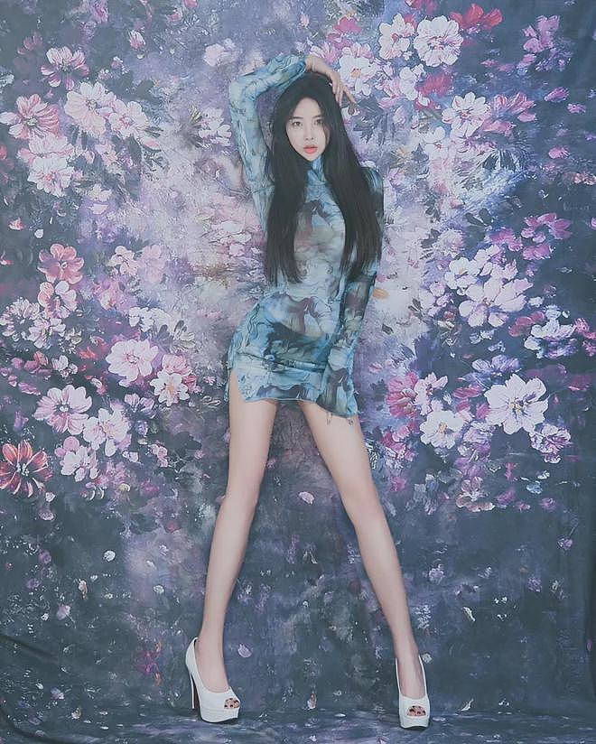 【美女】成熟水蜜桃美女,眼神有点拉丝,身材啥的没的说,不信你看(组图) - 4