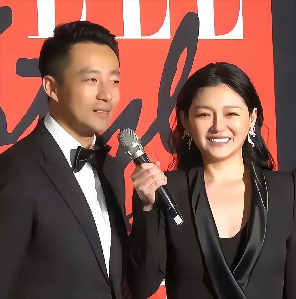 胜负已揭晓!汪小菲一家四口开心过节,S妈和小S处境尴尬,彻底把后路堵死了(组图) - 1