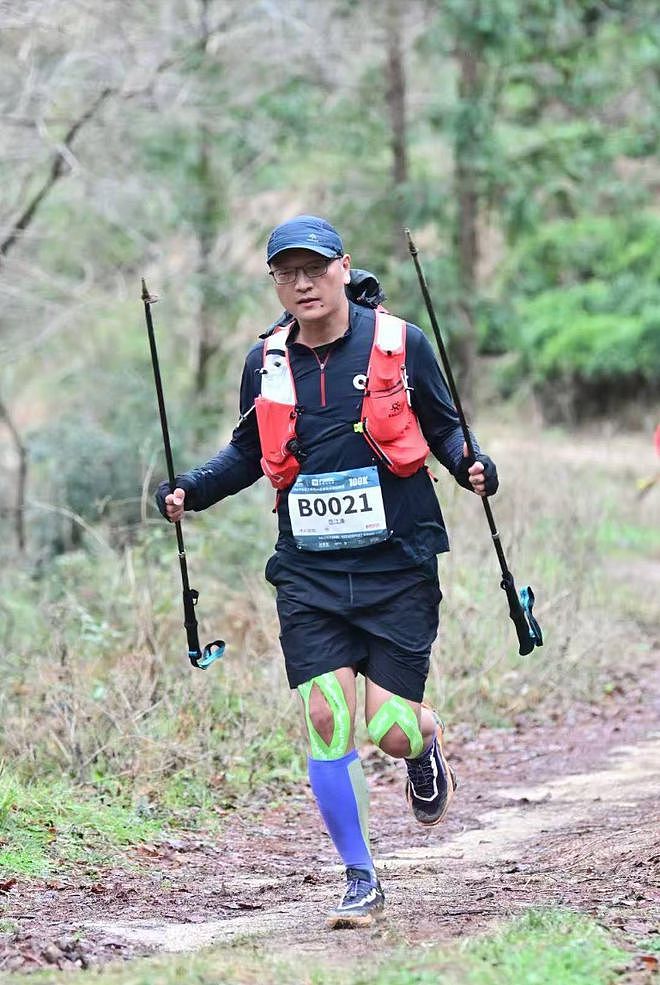 曾为救人放弃登顶珠峰,两年后范江涛补上了最后400米(组图) - 4