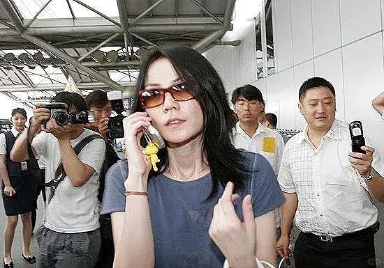 王菲李亚鹏离婚12年：婆媳暗战、天价纠纷与婚姻牢笼（组图） - 95