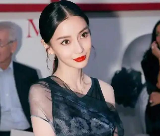 落毛凤凰不如鸡！否认靠黄晓明“红”的杨颖，离婚后“混”成这样（组图） - 17