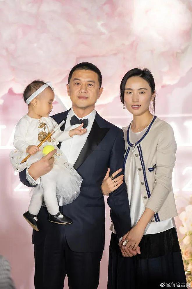 妻子海哈金喜回应李亚鹏为何不拍戏还债：他有自己的人生目标，拍戏会几个月回不了家（组图） - 12