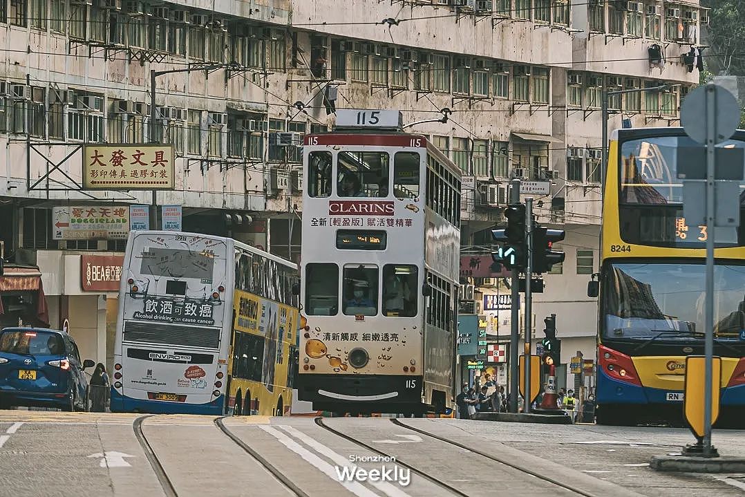 “福田口岸每天清晨万人冲刺”？跨境学童深港通勤，错过首班车就迟到（组图） - 7