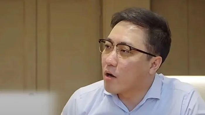 离职近10个月后,王自如突然宣布一个消息!他还感谢董明珠雷军,回应“没看过格力工资条”(组图) - 3