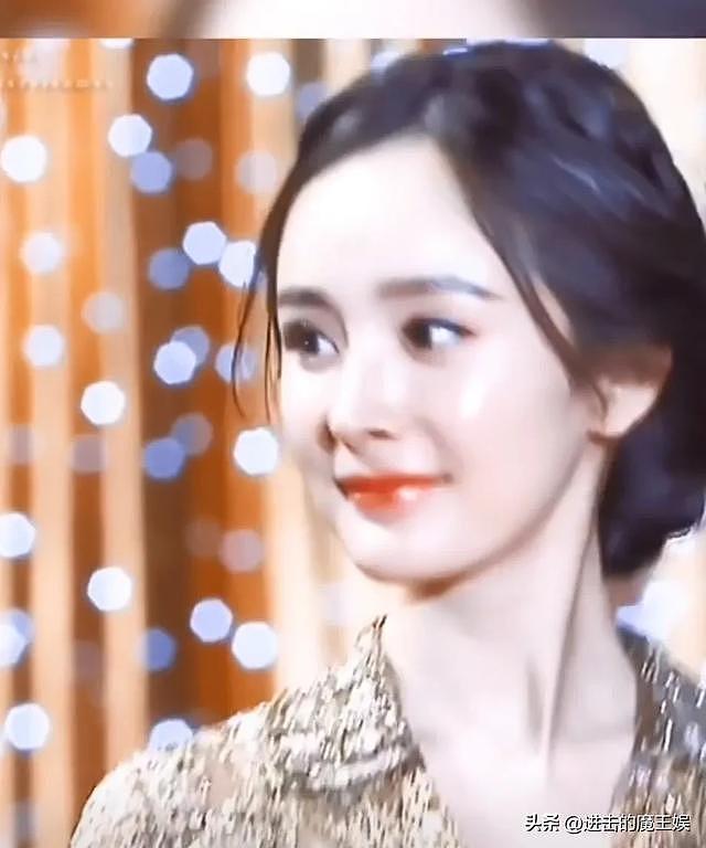 杨幂透露女儿天赋，坦言不限制女儿选择，网友：谁说杨幂不爱孩子（组图） - 1