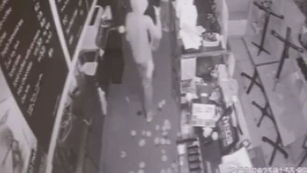 三周内连盗39店，商铺损失超$15万！澳母子犯罪团伙被警方一网打尽（组图） - 3