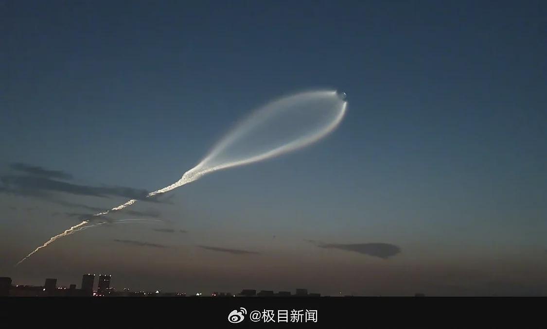 西安上空再现不明飞行物，目击者称拖尾像蝌蚪（组图） - 3