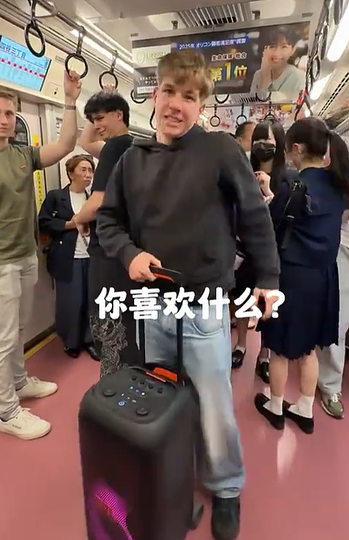 一名中国游客在日本当街被刺！案发当时有20多名中国游客在场，日本网友：彼此就不该来往（组图） - 10