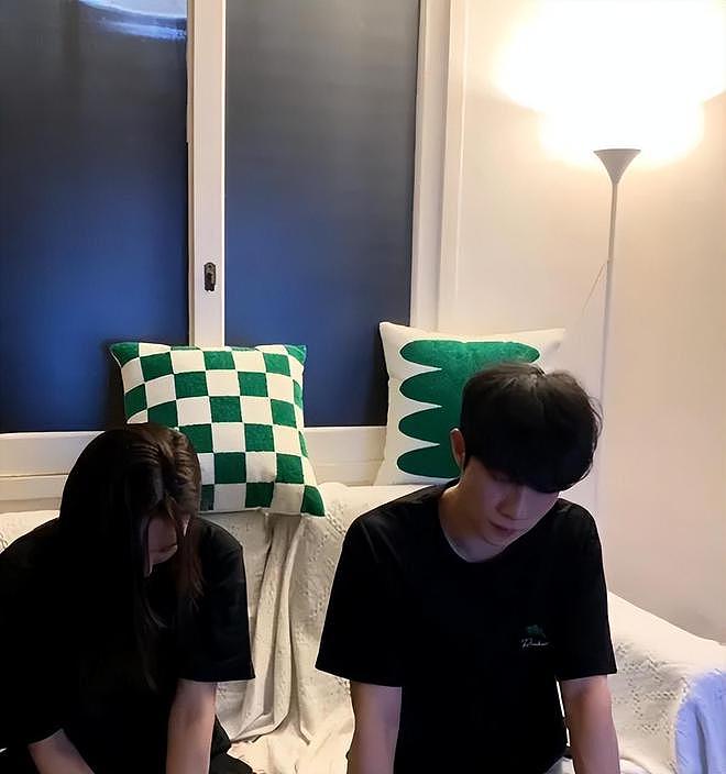 32岁男演员出轨被捉奸，穿内裤道歉，和小8岁女演员私密聊天公开（组图） - 6