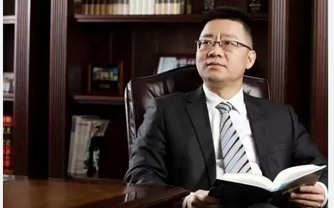 中国电梯领军人物坠楼亡,网热议背后原因(组图) - 1