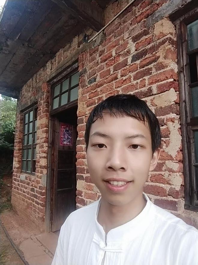 “朱雀玄武敕令”第三次参加高考,目标是本科,想读电力相关专业(组图) - 1