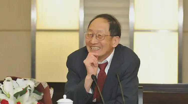 一声痛哭！美籍华裔诺贝尔奖得主崔琦：父亲饿死，母亲抑郁而死（组图） - 1