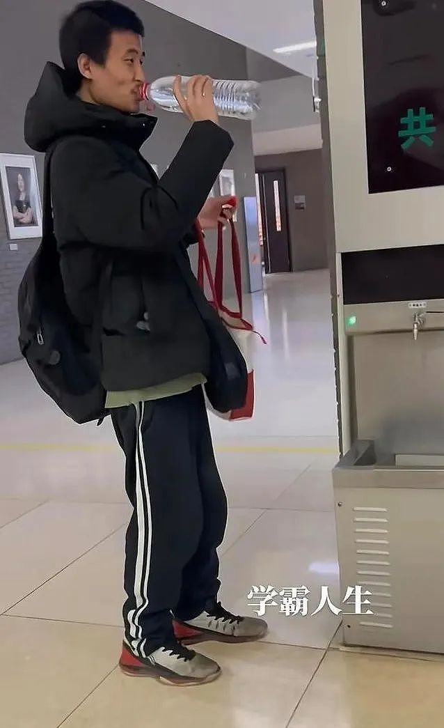 难怪韦东奕这么牛，原来从爷爷开始就是学霸（组图） - 21