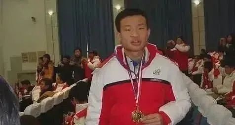 难怪韦东奕这么牛，原来从爷爷开始就是学霸（组图） - 18