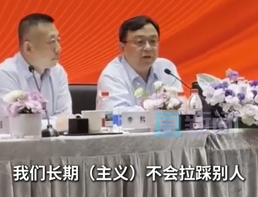 王传福哽咽发言：比亚迪靠实力出海、不踩对手！定550万销量目标（组图） - 2