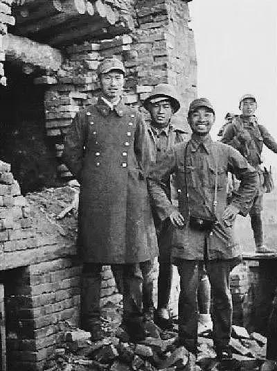 嘶哑的喉咙、带血的手、开不了口的人，高考全国作文想表达什么？（组图） - 4