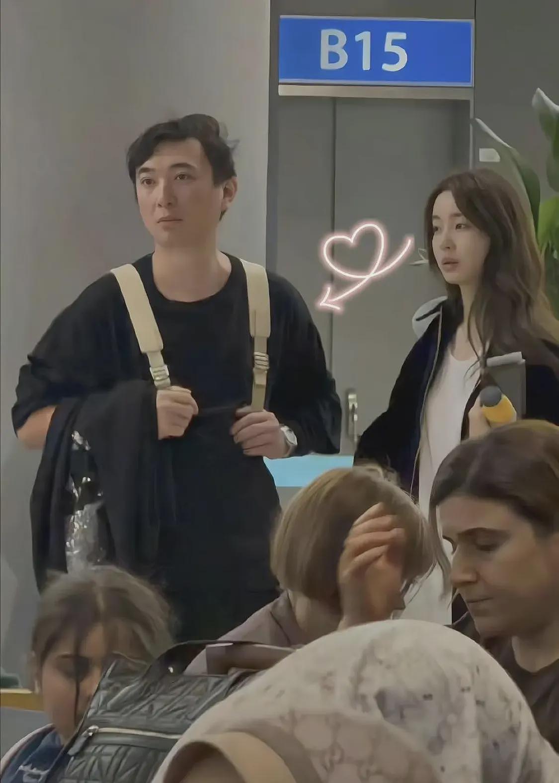 王思聪澳门看权志龙演唱会，携10名美女包vvip，实力有限只能坐第二排（组图） - 9
