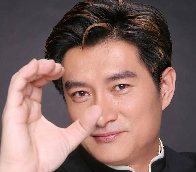 黄安“证实出家”皈依佛门,梦见自己丧礼(组图) - 18