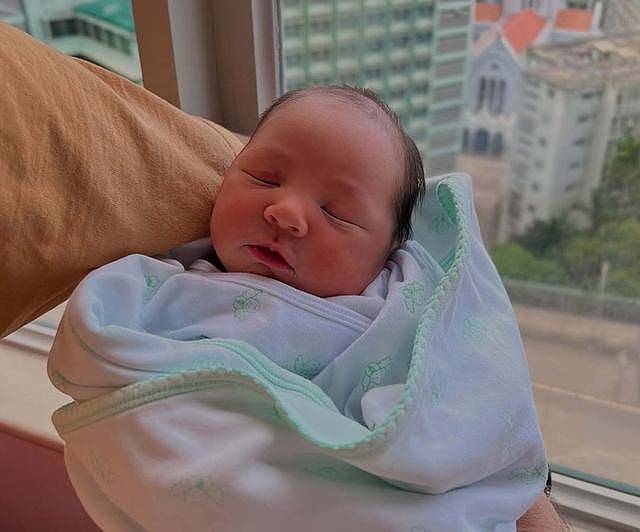 恭喜!香港知名富家千金宣布剖腹生下混血男婴(组图) - 3