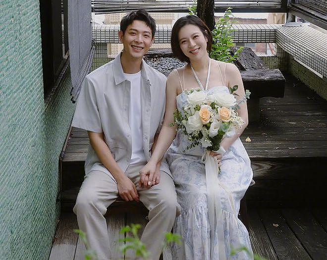 刘品言闪婚闪孕！崴脚时被男方照顾打动，曾因与阮经天恋爱退圈（组图） - 1