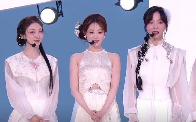 浪姐6成团夜：4人实至名归，2人太遗憾，1人太意外，1人最尴尬（组图） - 15
