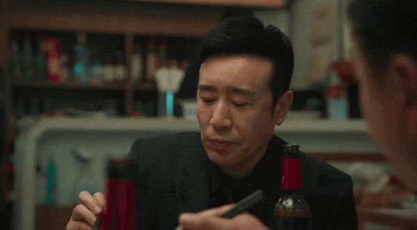 中国“最贵配角”竟是他?曾在澳留学创业,身家50亿却在剧组跑龙套(组图) - 28