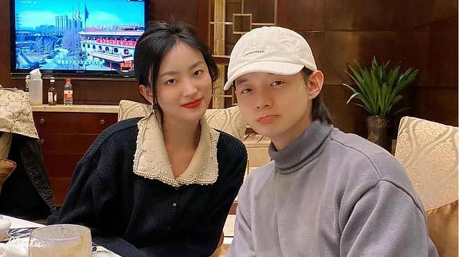 退圈四年后，霍尊事业东山再起，而被送进监狱的陈露下场唏嘘（组图） - 19