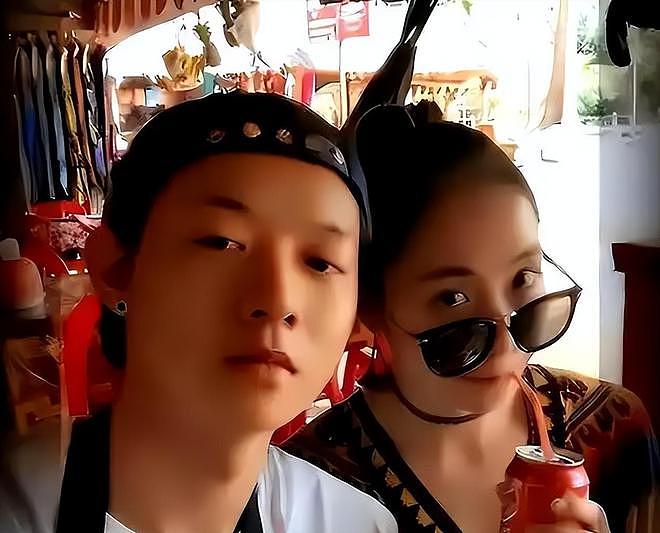 退圈四年后，霍尊事业东山再起，而被送进监狱的陈露下场唏嘘（组图） - 14