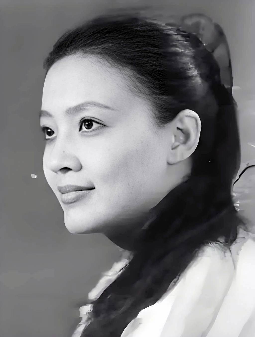 张兰：父母离异后各自再婚，她撮合父母重逢...（组图） - 14