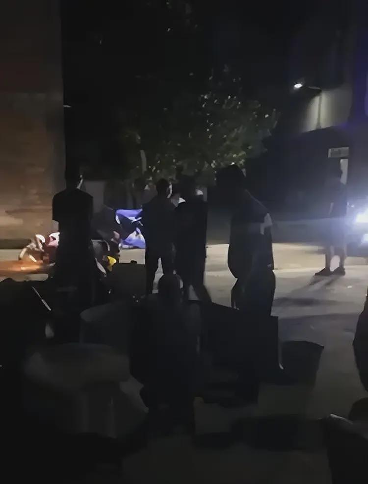 女子带俩幼子回娘家探亲，不幸遭40岁男邻居持刀行凶祖孙3人遇害，凶手被鉴定精神分裂症（组图） - 1