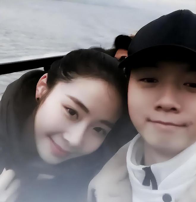 退圈四年后，霍尊事业东山再起，而被送进监狱的陈露下场唏嘘（组图） - 10