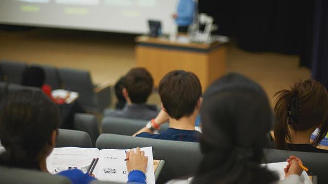 外媒：人工智能（AI）令大学教育变好了吗（组图） - 2