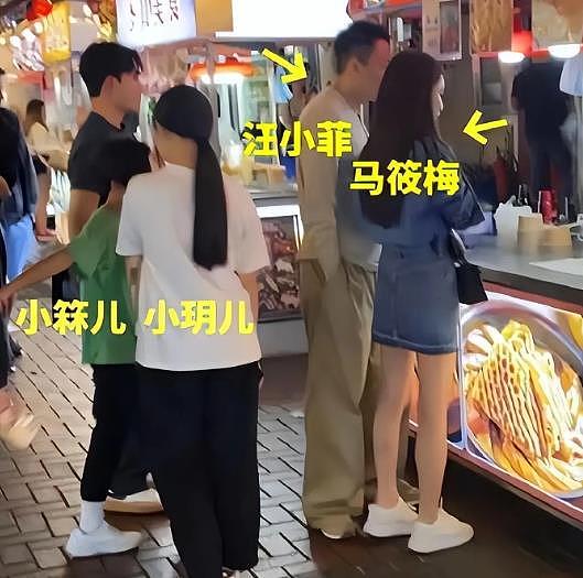 马筱梅把玥儿当公主宠：带她和小动物玩，像妈妈一样陪伴她（组图） - 13