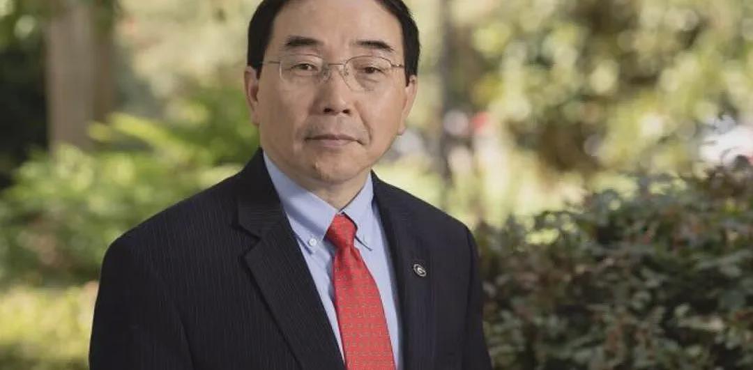 UC史上首位！华人移民将任河滨分校校长（组图） - 2