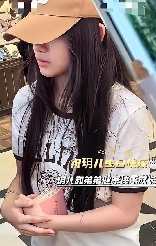 马筱梅把玥儿当公主宠：带她和小动物玩，像妈妈一样陪伴她（组图） - 10