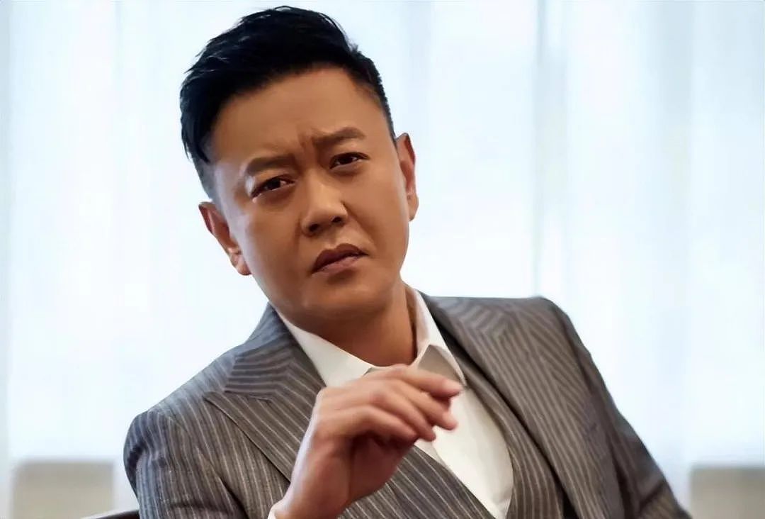 中国“最贵配角”竟是他?曾在澳留学创业,身家50亿却在剧组跑龙套(组图) - 18