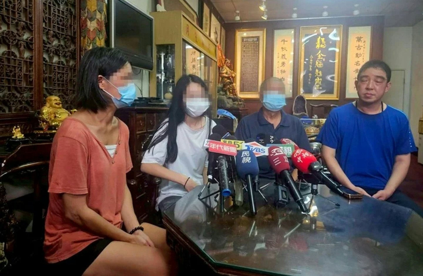 2台湾女大学生赴香港打工被骗至柬埔寨诈骗园区,受困87天获救(组图) - 3